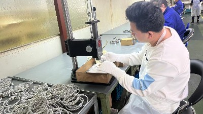 造成磨床主轴轴承精度下降的原因有哪些？