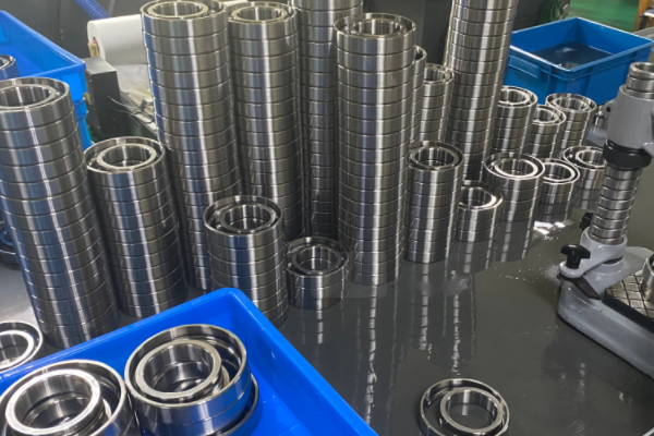 单列角接触球轴承安装方向是什么？