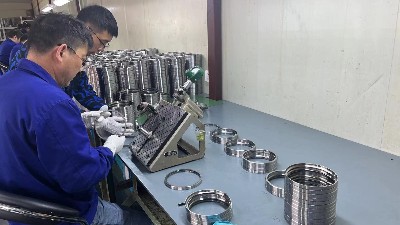 教你一招肉眼辨别高速精密角接触球轴承的质量！